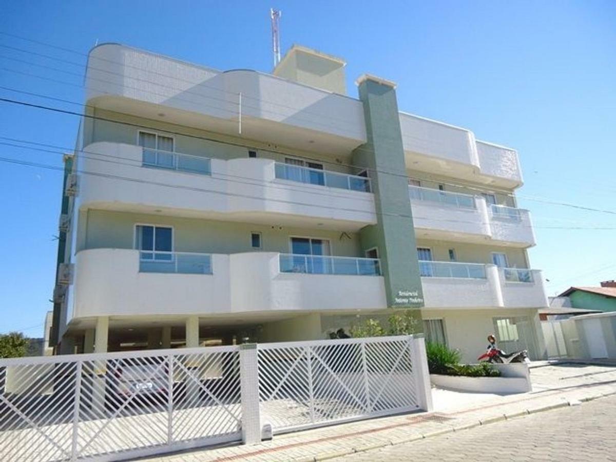 Res. Antonio Pinheiro. Apartamento Com 2 Dormitorios. Bombinhas Dış mekan fotoğraf